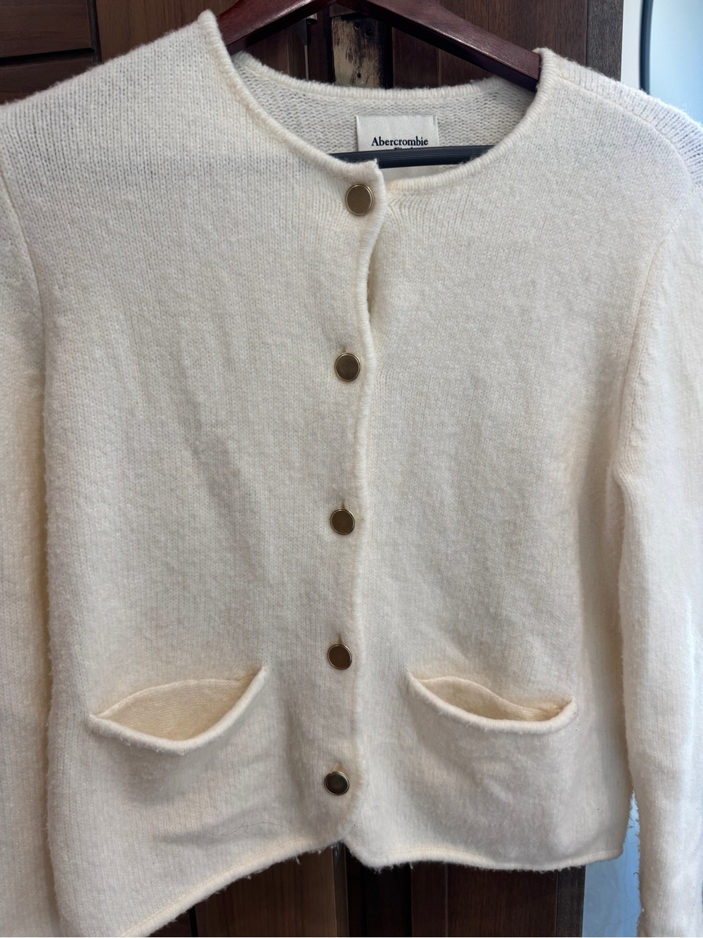 Abercrombie & Fitch Cream Button-Front Women's Cardigan - Picture 3 of 4